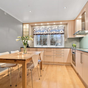 UVAxis RealEstate Editing Samplex