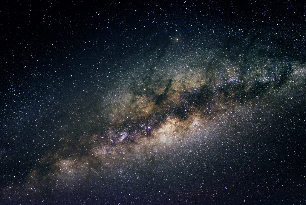 Night sky by Mateus Pinesi on 500px.com