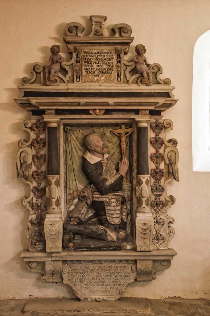 grabmal von dirk derbaum auf 500px.com