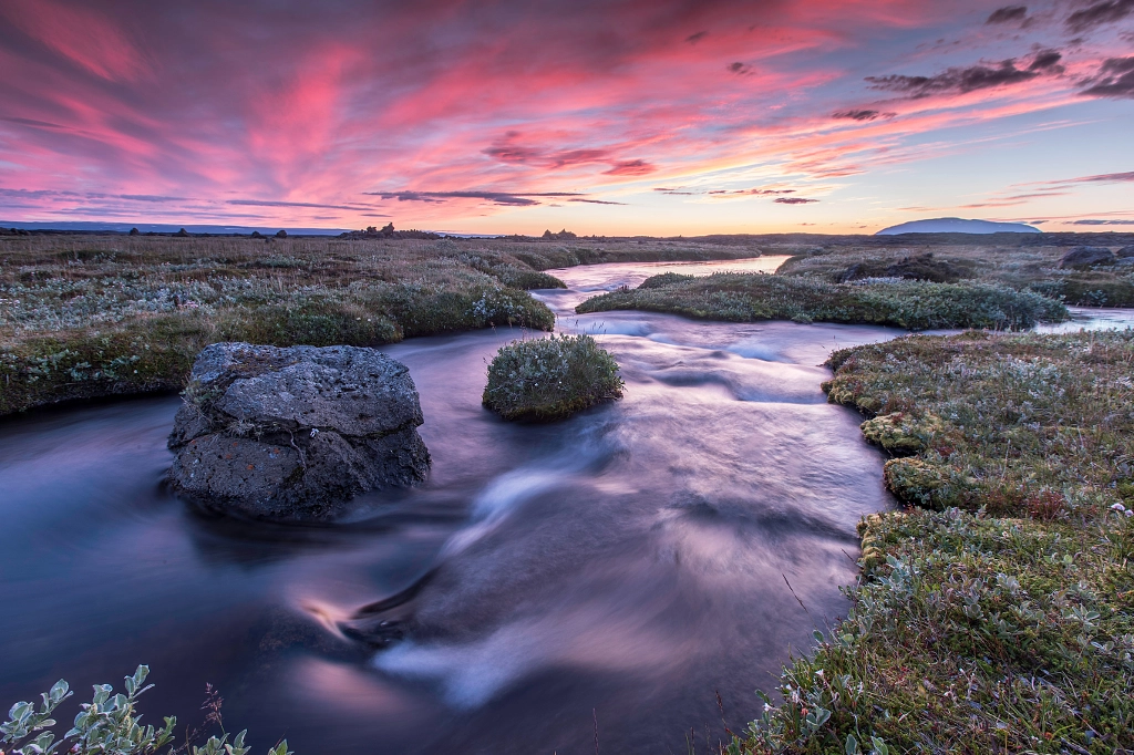 Running towards the sunset by Tómas Freyr Kristjánsson on 500px.com