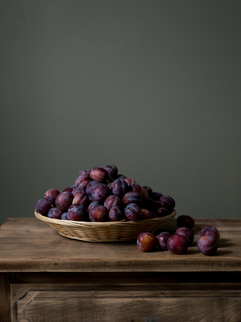 Still-life with plums by Natalia Balanina on 500px.com
