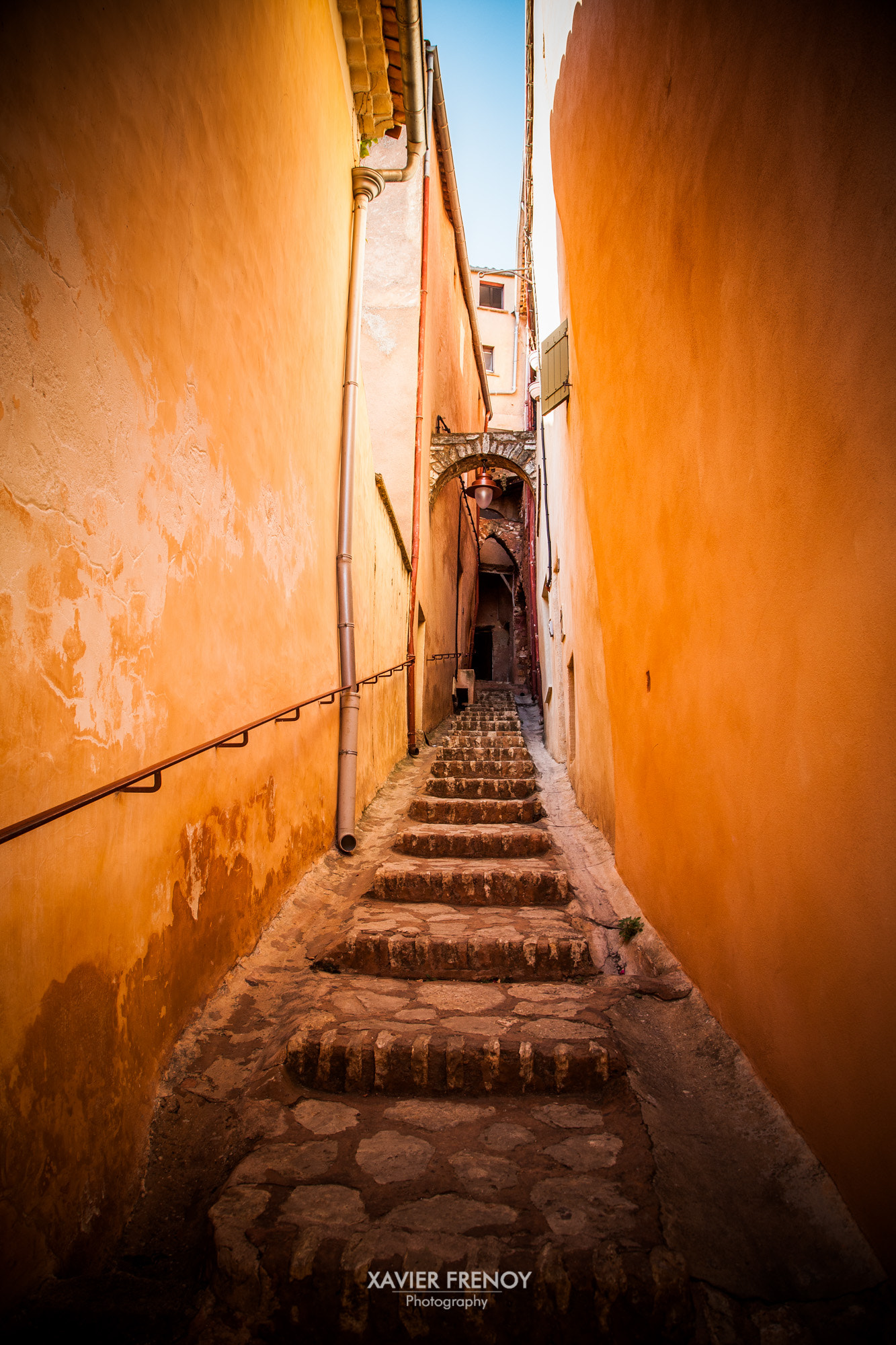 street curated by Xavier Frenoy Photography / 500px