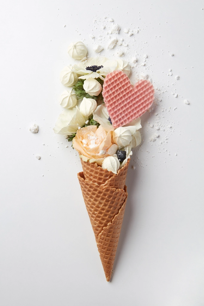 Spring pictures - Waffle cone with composition of flowers by Yaroslav Danylchenko on 500px.com