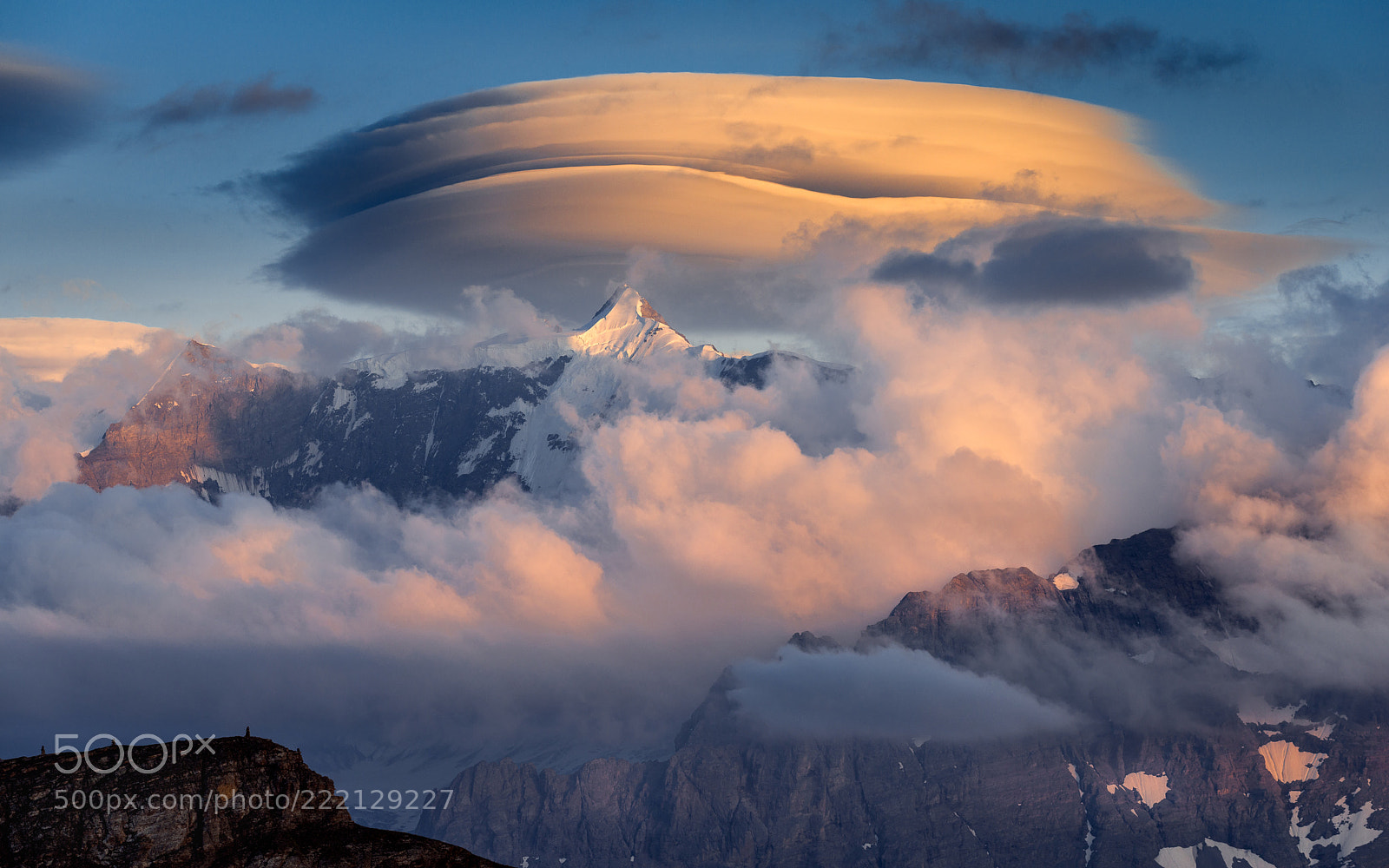 Nikon D800 sample photo. Lenticular clouds above schreckhorn photography