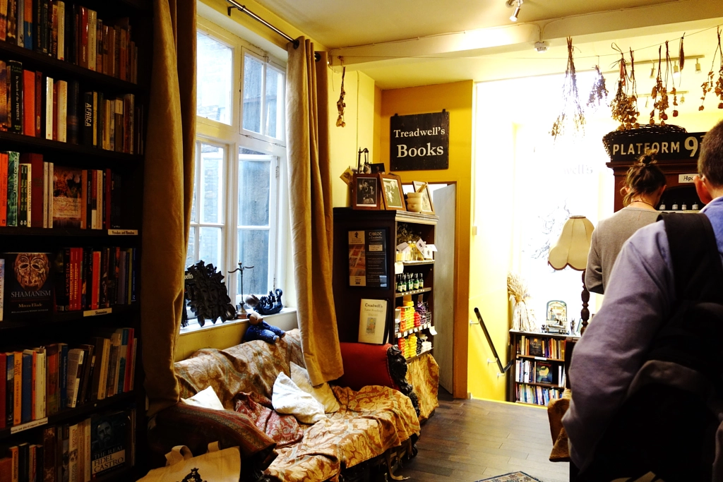 Treadwell's Bookshop, London by Sandra on 500px.com