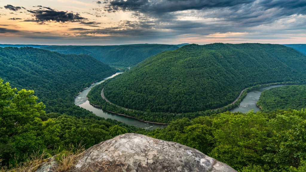 The New River by Cheryl Pelavin / 500px