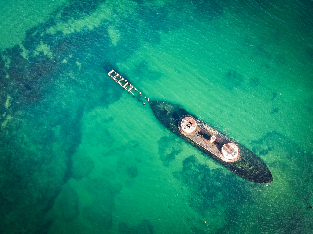 S h i p w r e c k by James Phillips on 500px.com