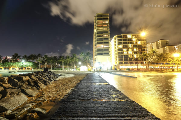 Waikiki Shore
