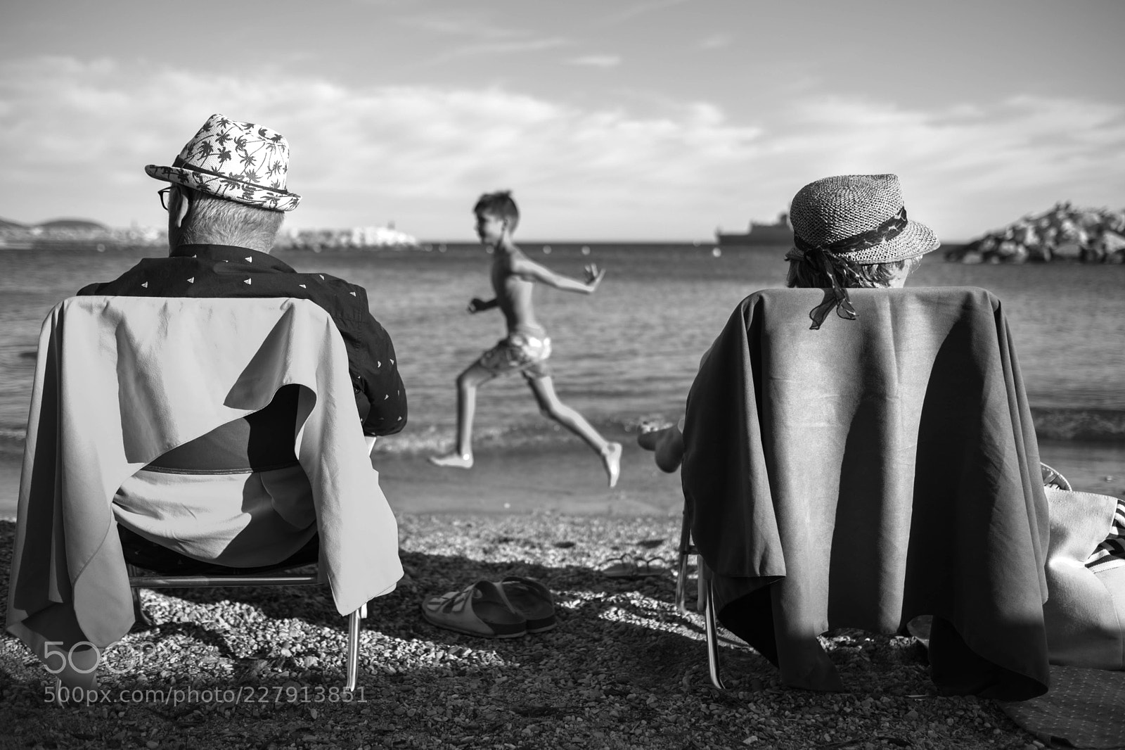 Fujifilm X-T2 sample photo. Old persons & kid photography