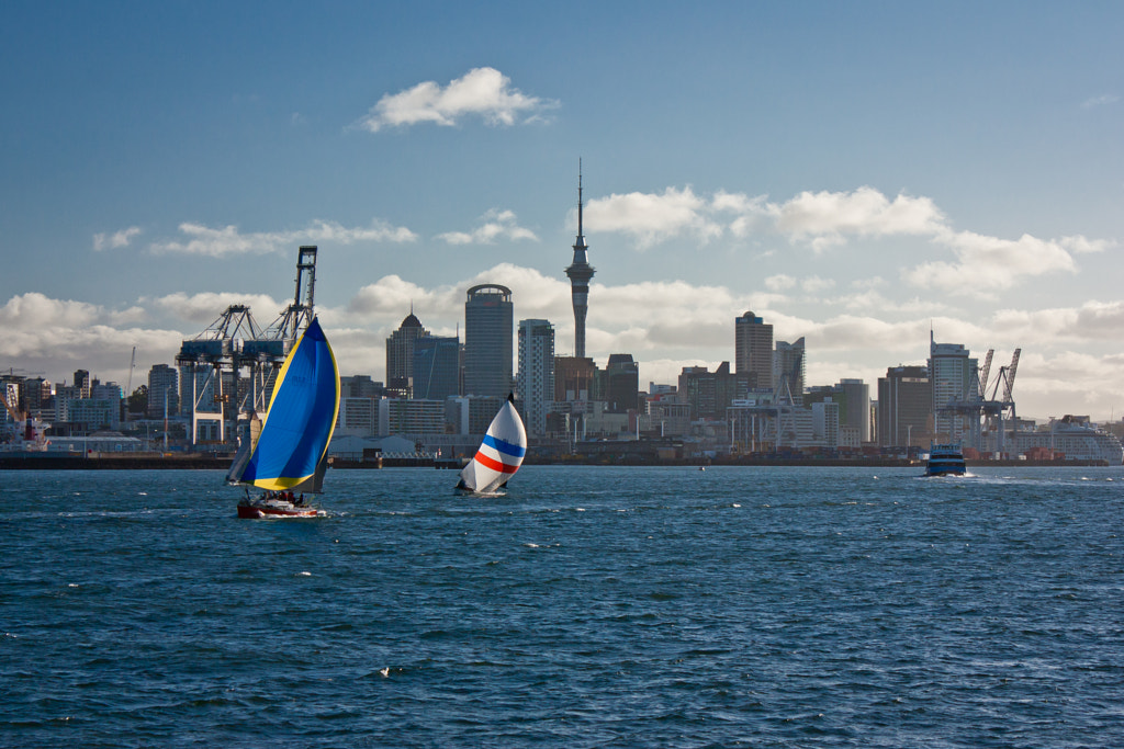 View of boats on the coastline of Auckland, New Zealand by Ludmila Růžičková on 500px.com