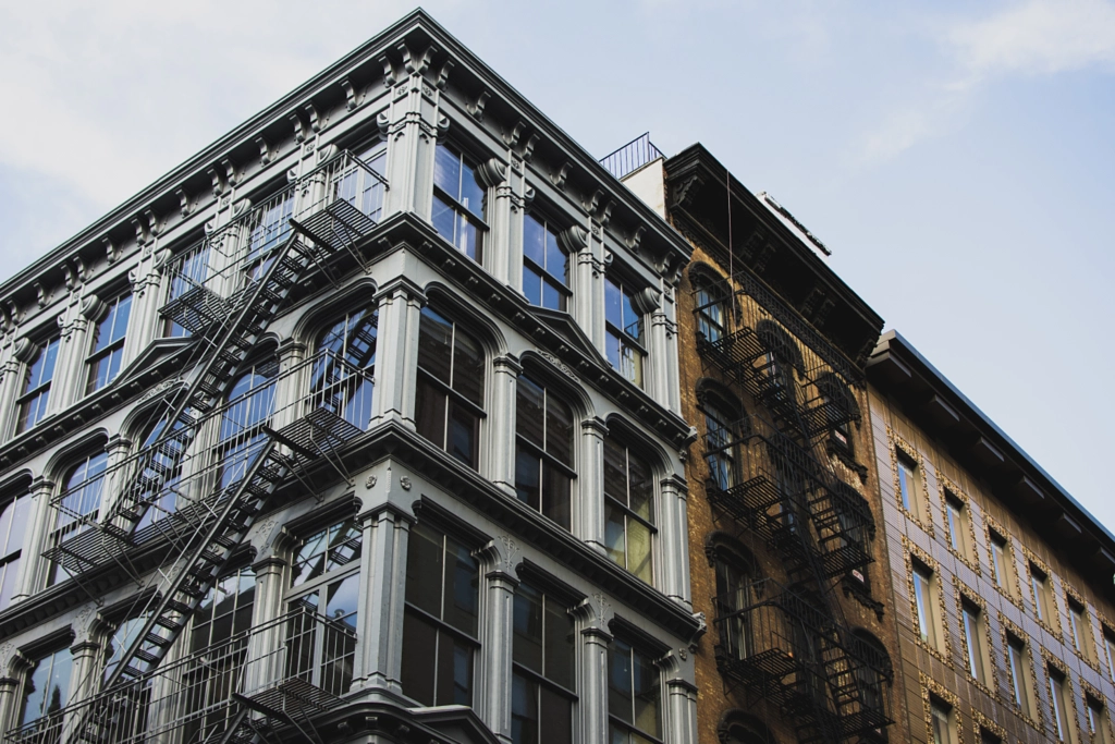 Corner Apartments by Nitzan Frock on 500px.com