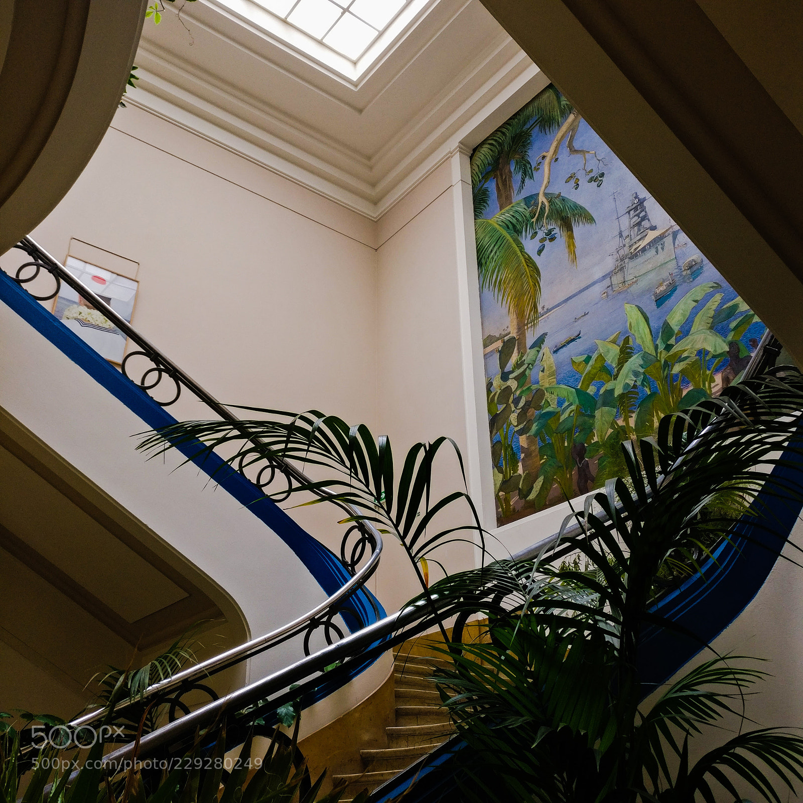 OnePlus A3003 sample photo. Cercle naval de toulon photography