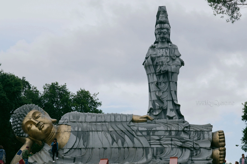 Grey day and Buddhas de Xose Ramon en 500px.com