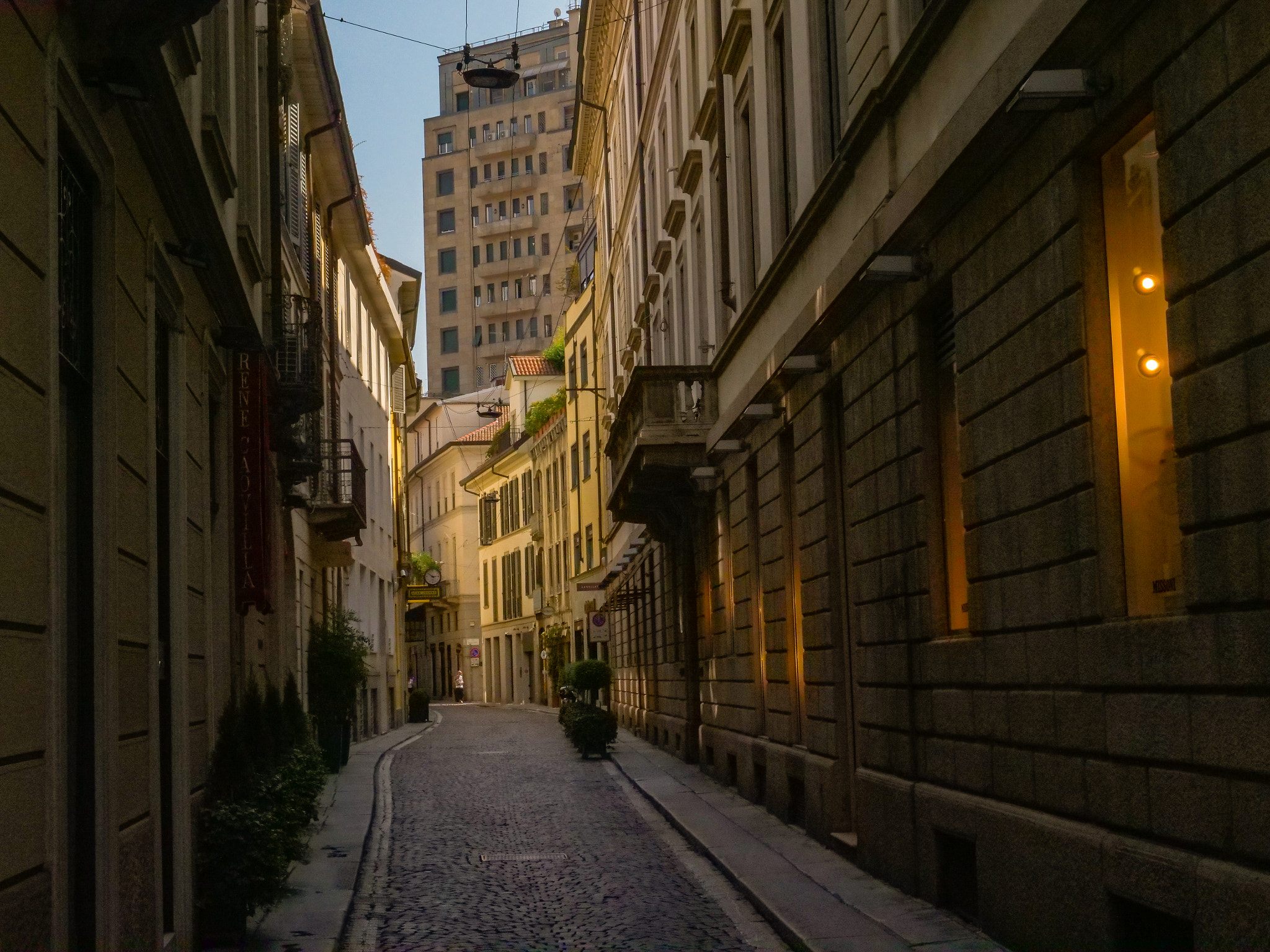 Milan Street scene in Fashion district of Quadrilatero della Moda
