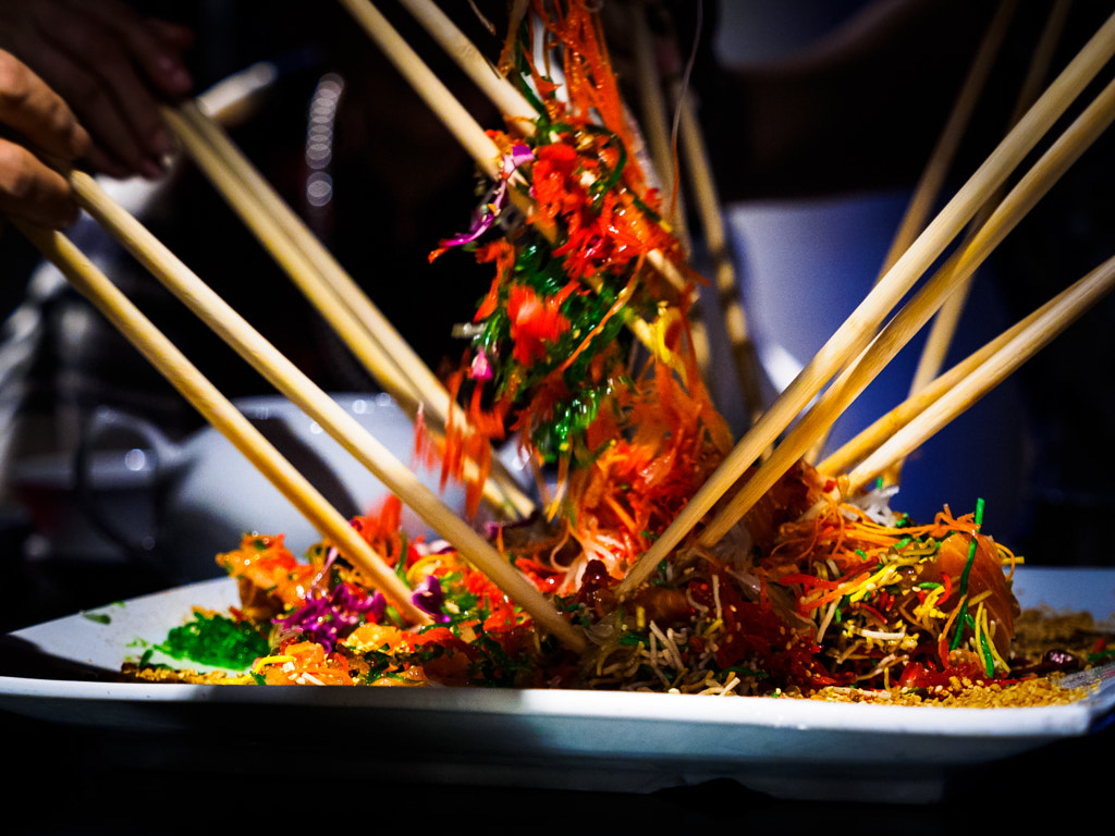 Lou Sang! A Chinese New Year traditional dish by Paul Seow on 500px.com