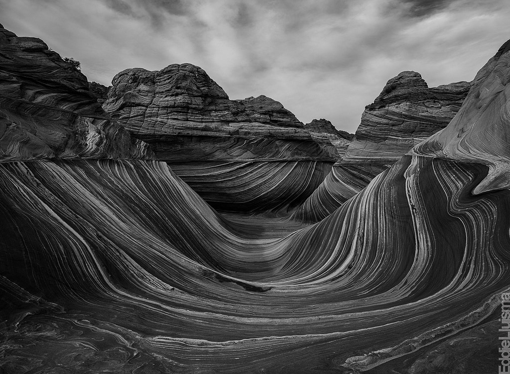 Mono Wave by Eddie Lluisma on 500px.com