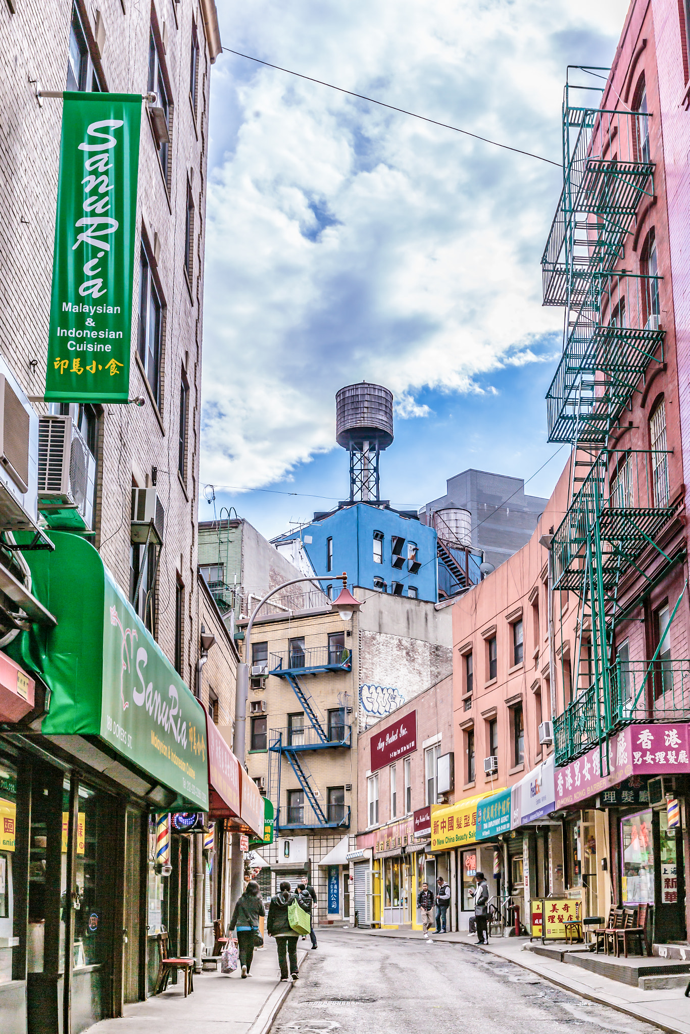 New York City, Mar 18, 2016:  Chinatown.