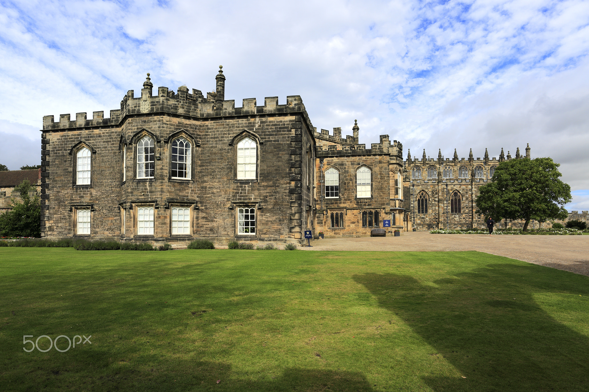 Summer, Auckland Castle, Bishop Auckland town, County Durham, En