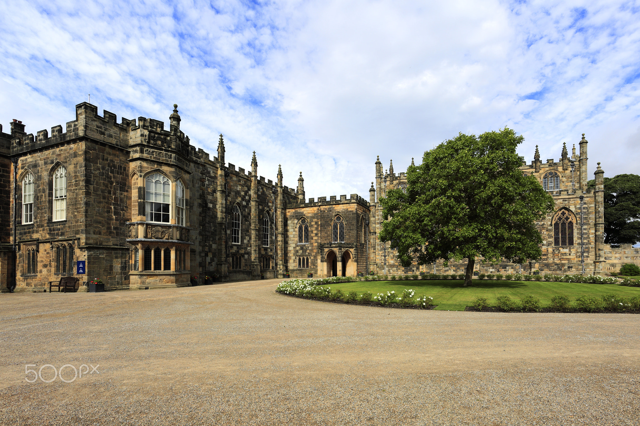 Summer, Auckland Castle, Bishop Auckland town, County Durham, En