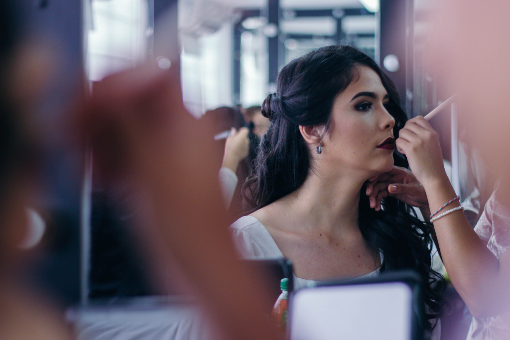 MAKE UP FOR BRIDES - BACKSTAGE by Elsa Salinas on 500px.com