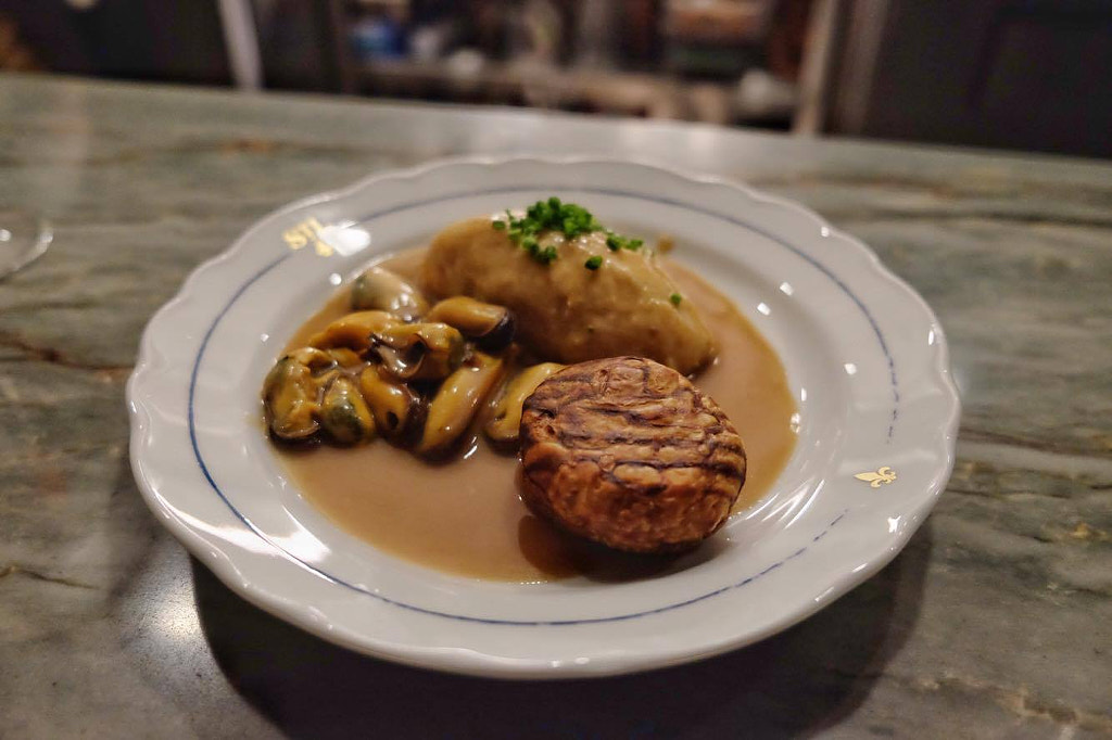 o by info9813 on 500px.com