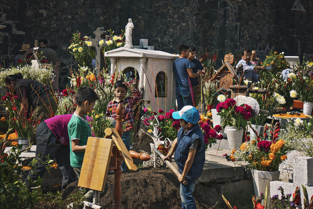 Childhood traditions by Rodrigo Cuevas Gispert on 500px.com