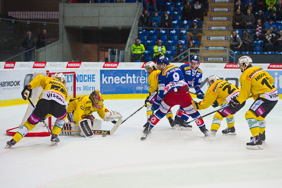 EHC Kloten vs SC Bern by Marcel Kaul / 500px