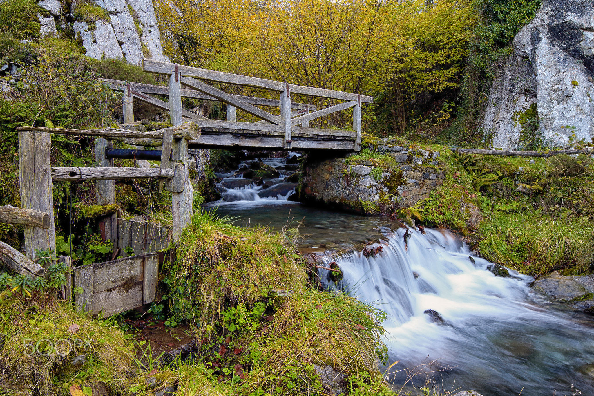 El viejo puerto, Foces del Río Pino