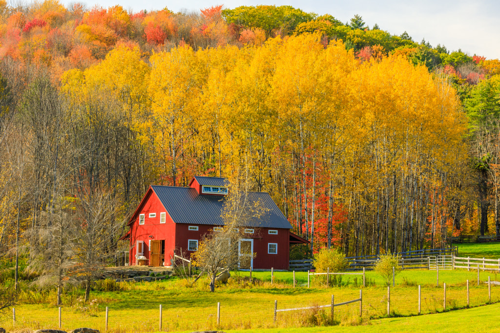 VT-WOODSTOCK-RED BARN by Thomas H. Mitchell on 500px.com