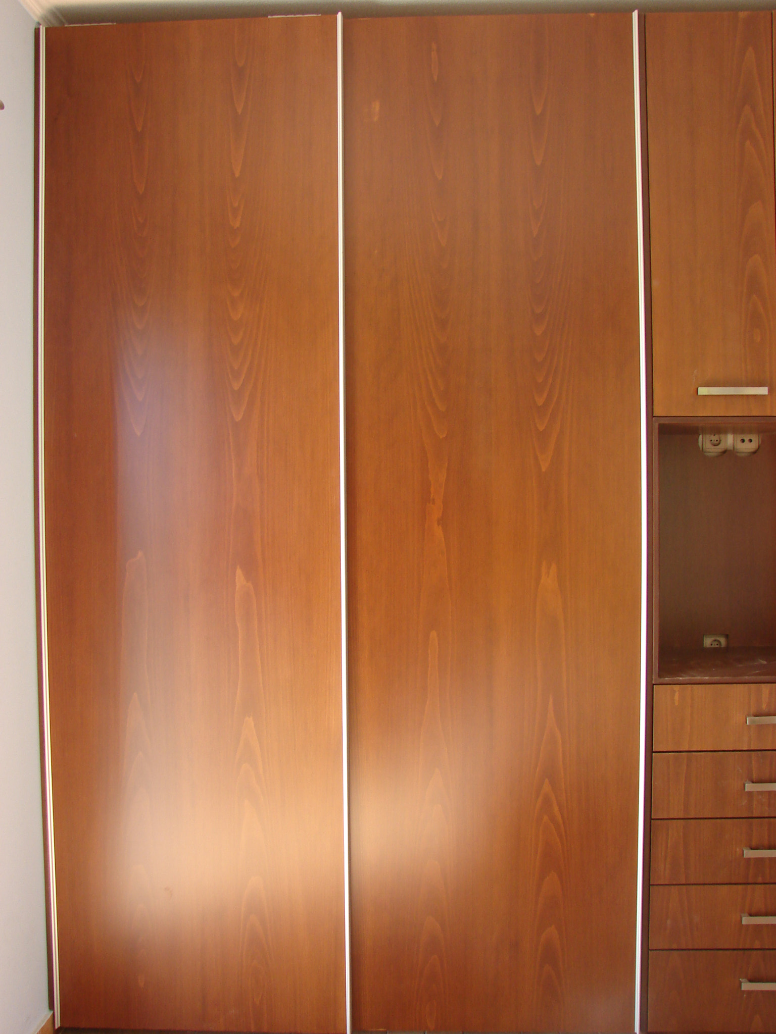 sliding wardrobe