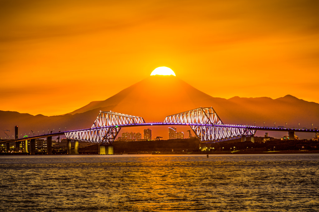 Diamond Fuji with Tokyo Gate Bridge by 45tmr on 500px.com