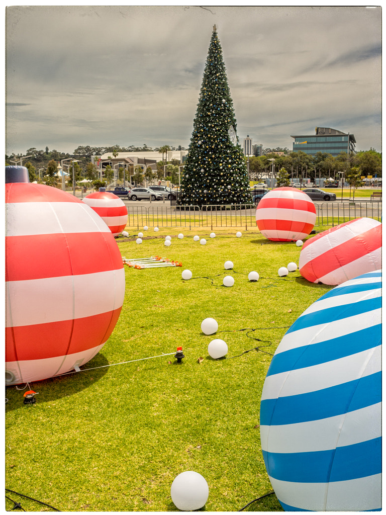 Christmas Decorations by Paul Amyes on 500px.com