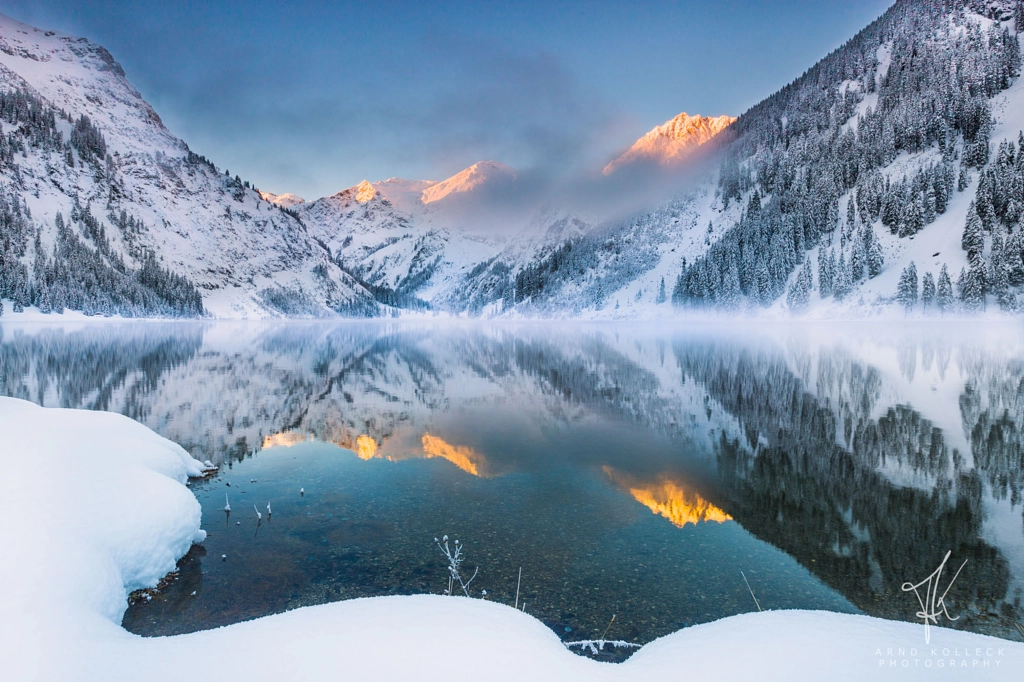 Summit Light by Arnd Kolleck on 500px.com