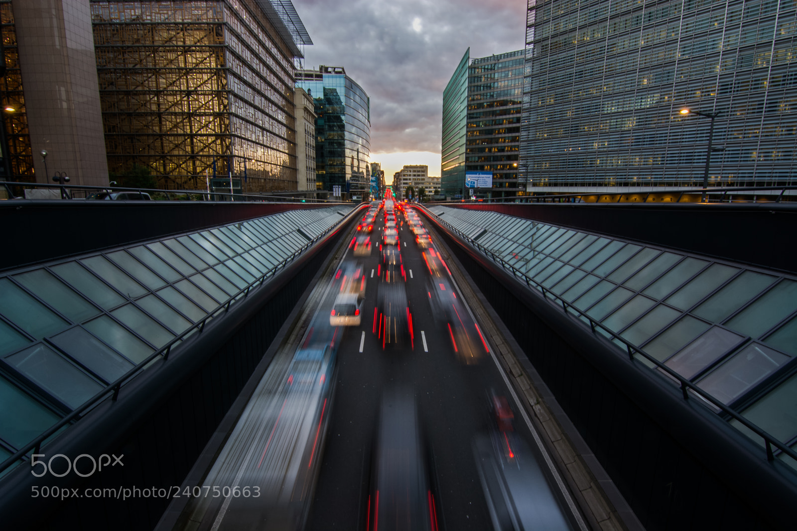 Nikon D7100 sample photo. Brussels traffic photography