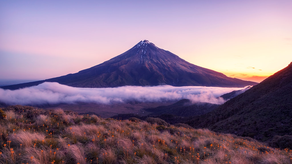 Mt Taranaki by Ronnie Li / 500px