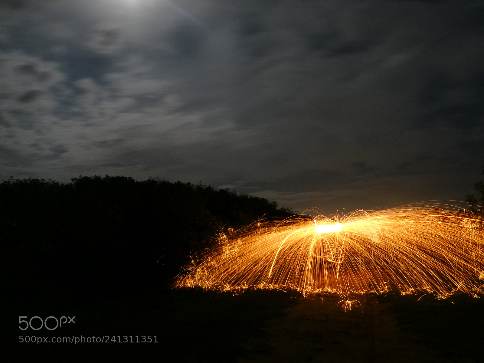 Sony DSC-HX200V sample photo. Using long exposure to photography