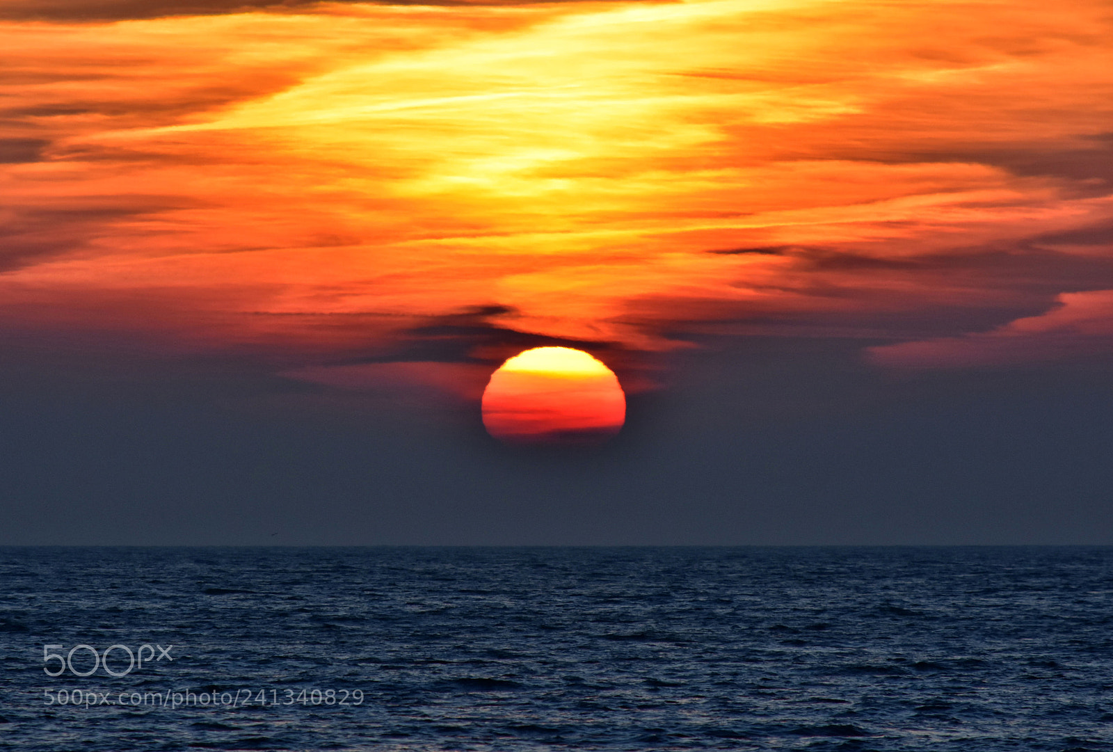 Nikon D7200 sample photo. Bright sunrise over the photography