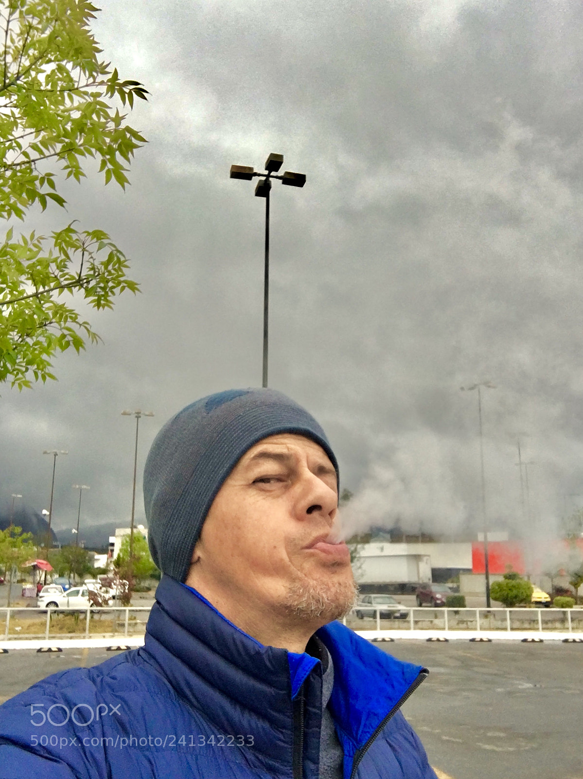 Apple iPhone 6s sample photo. Ain't cloudy, me vaping photography