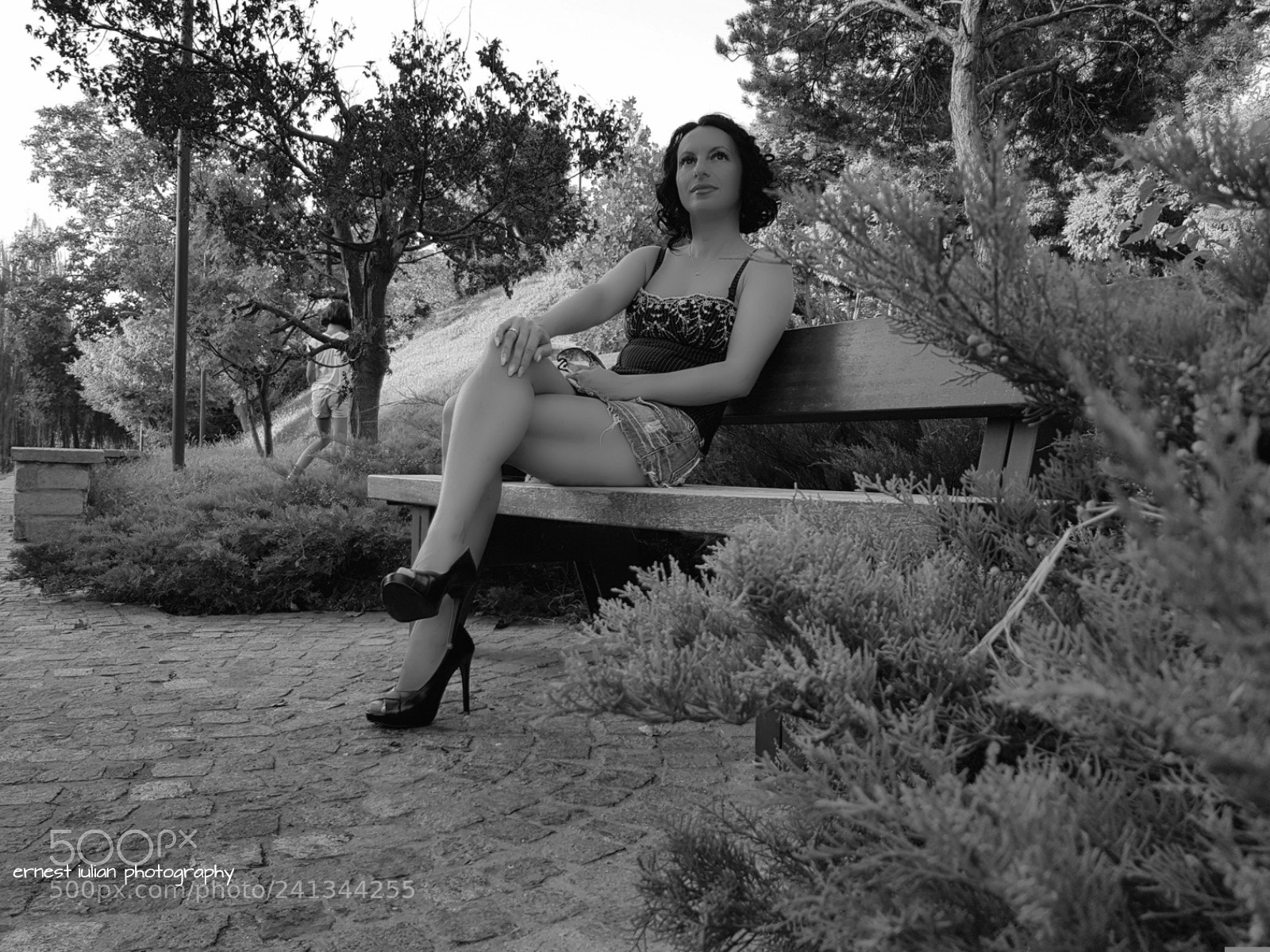 Samsung Galaxy S8 sample photo. No colors... photography