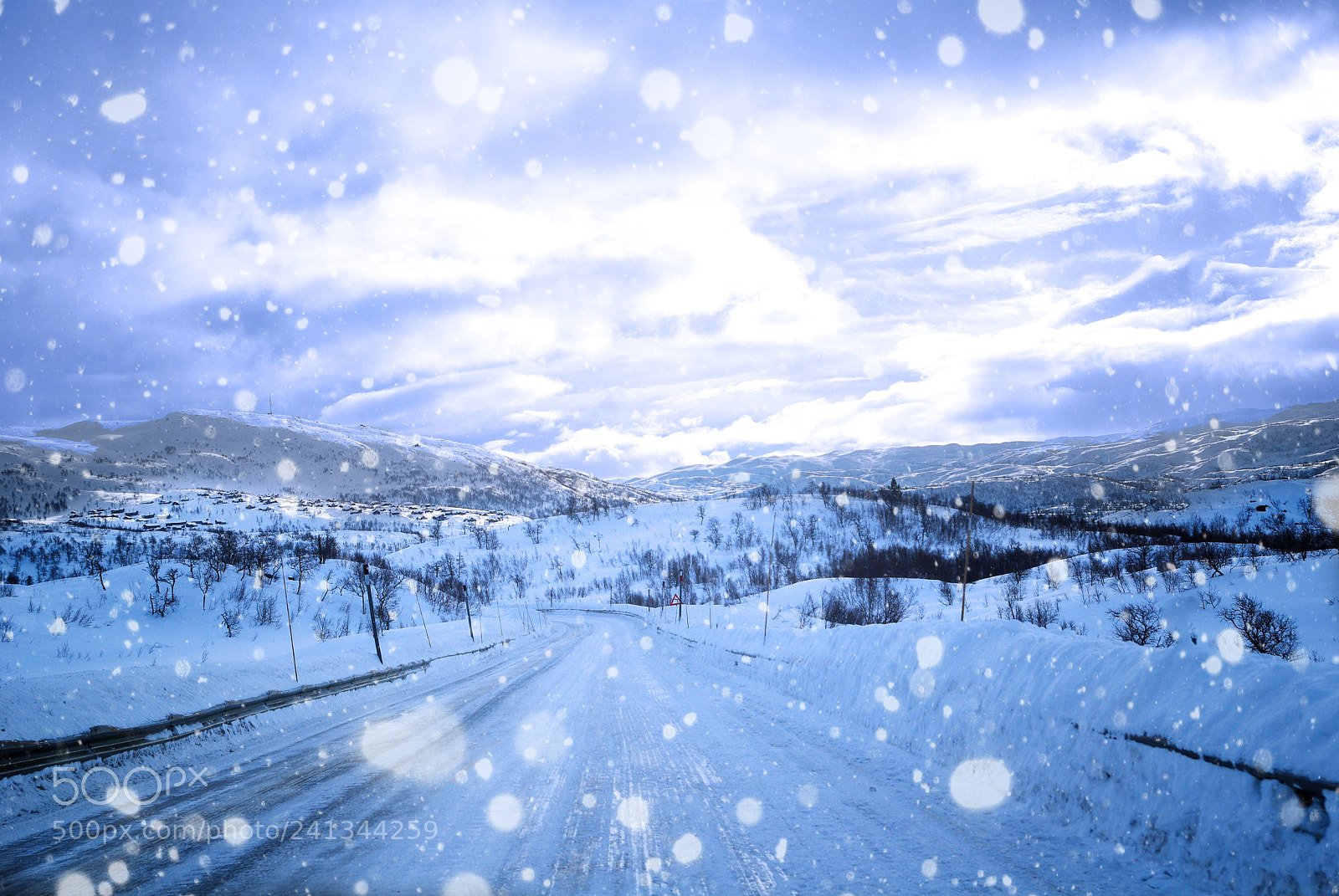 Pentax K200D sample photo. Blue road home photography