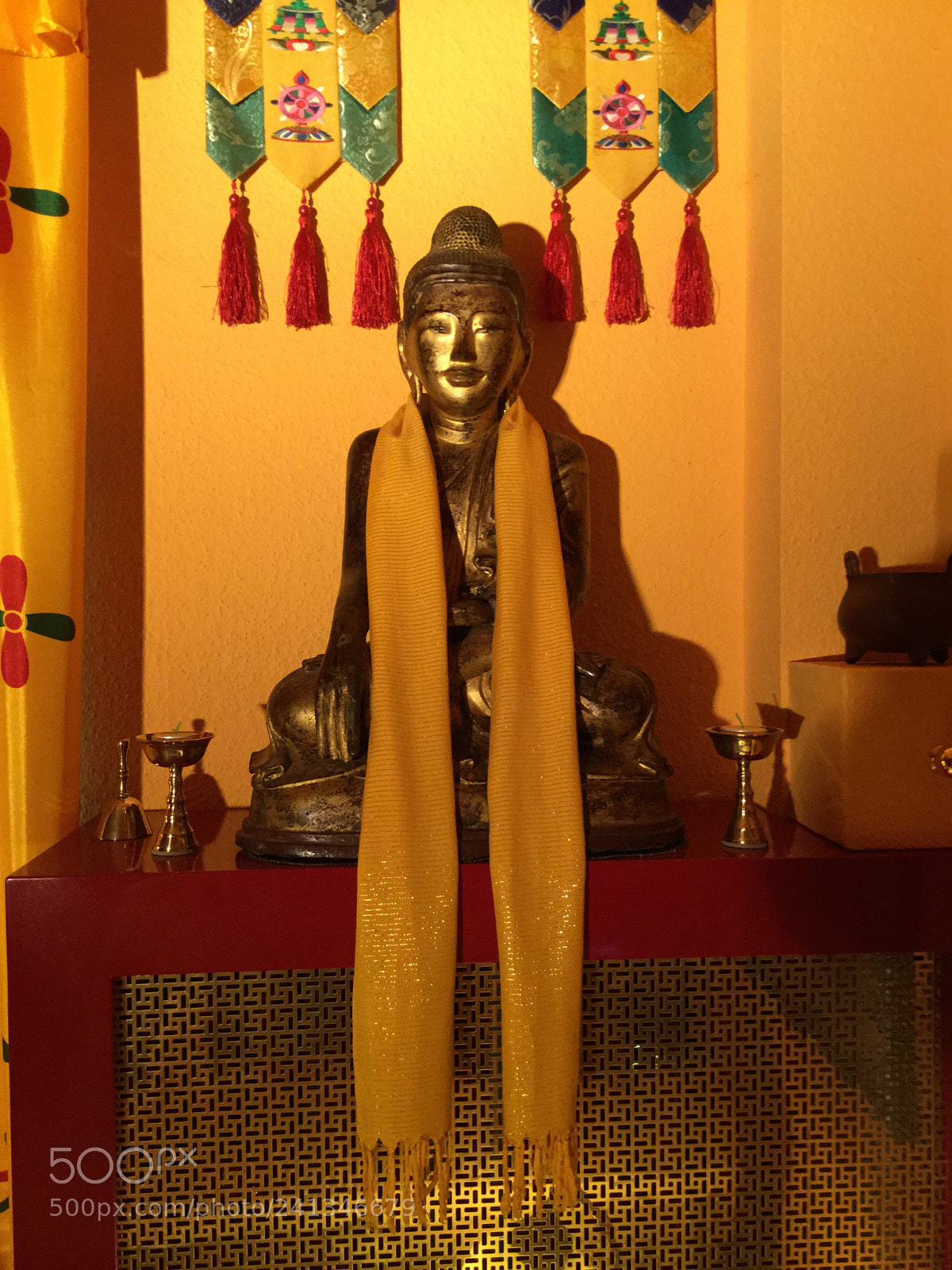 Apple iPad Air 2 sample photo. Antique mandalay buddha from photography