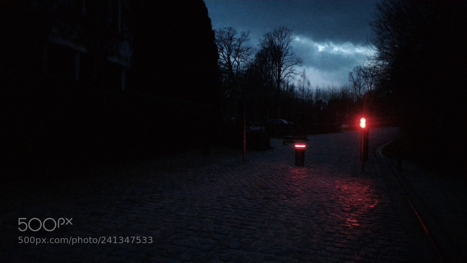 ASUS ZenFone 2 (ZE551ML) sample photo. Stranger things photography