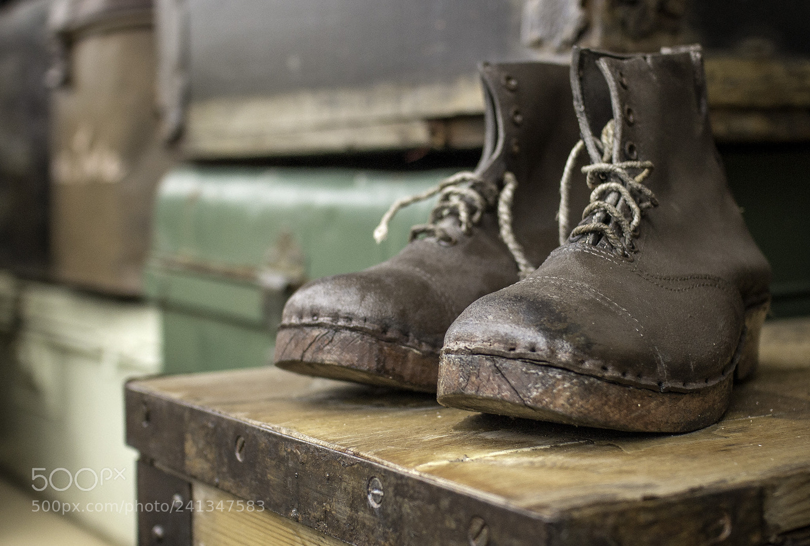 Canon EOS M sample photo. Old shoes photography