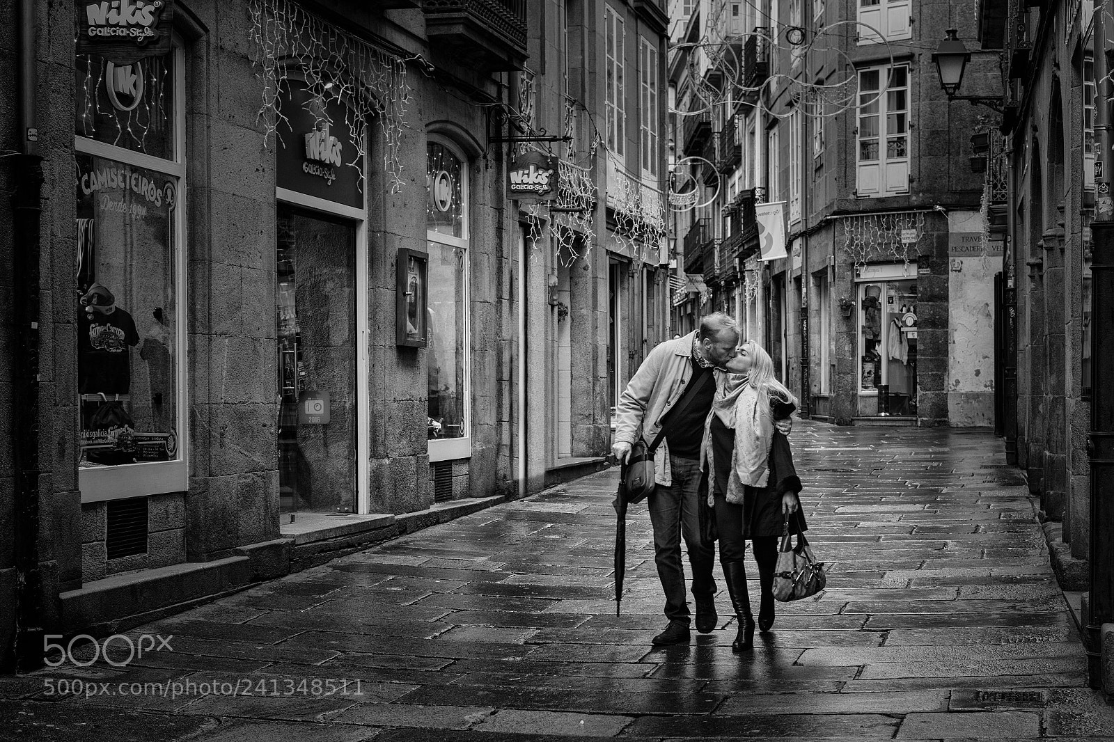 Sony a7 II sample photo. The kiss photography