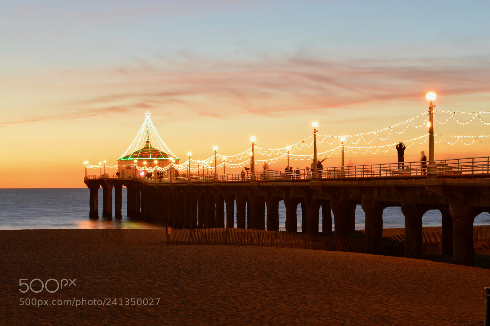 Nikon D3200 sample photo. Manhattan beach - space photography