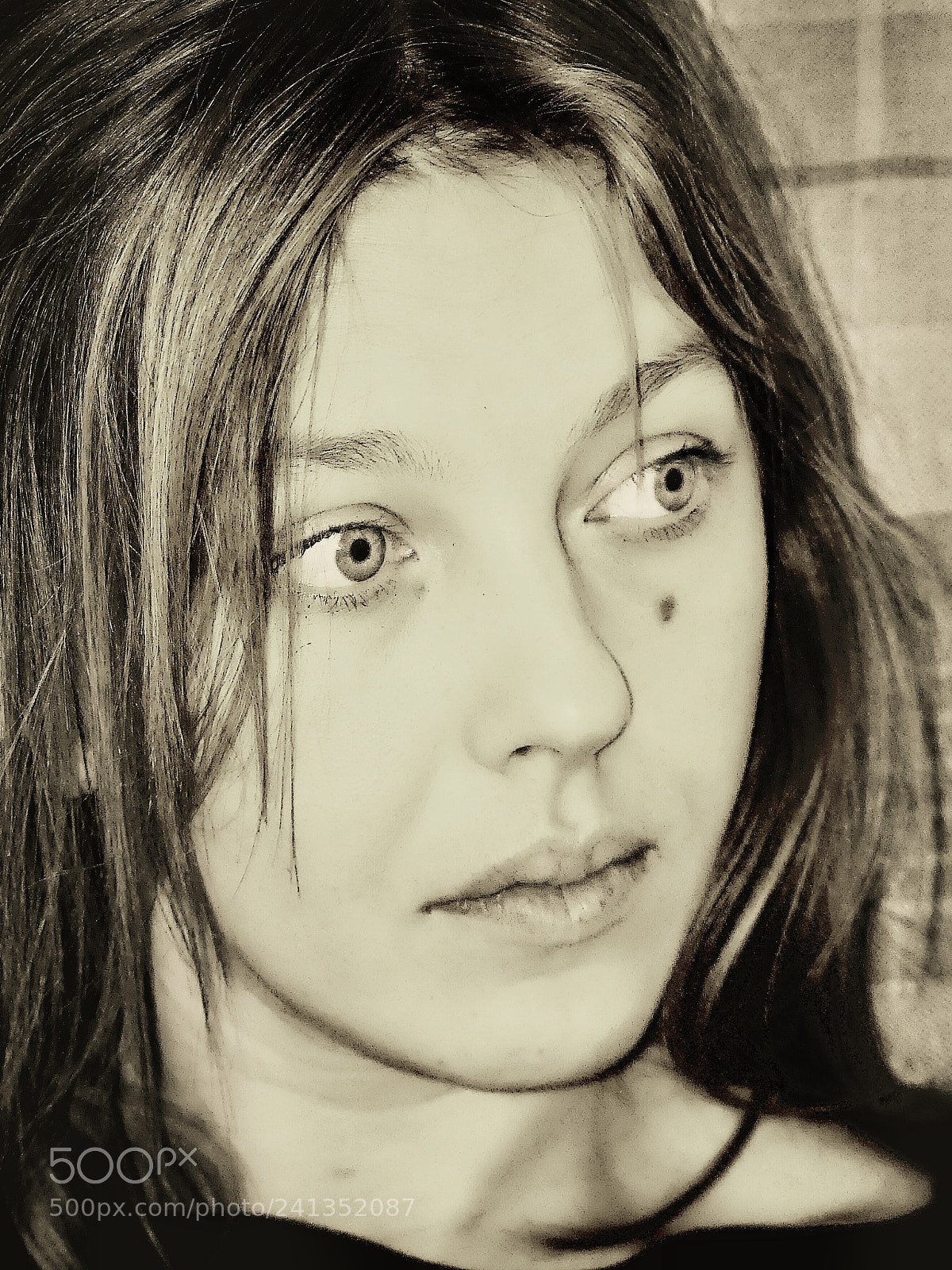 Panasonic Lumix DMC-FZ300 sample photo. B&w iulia. photography