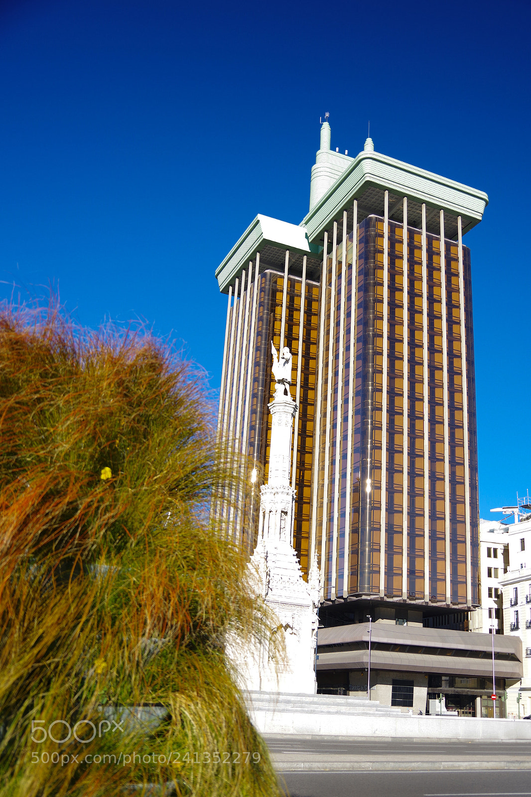 Pentax K-70 sample photo. Torres de colon, madrid photography
