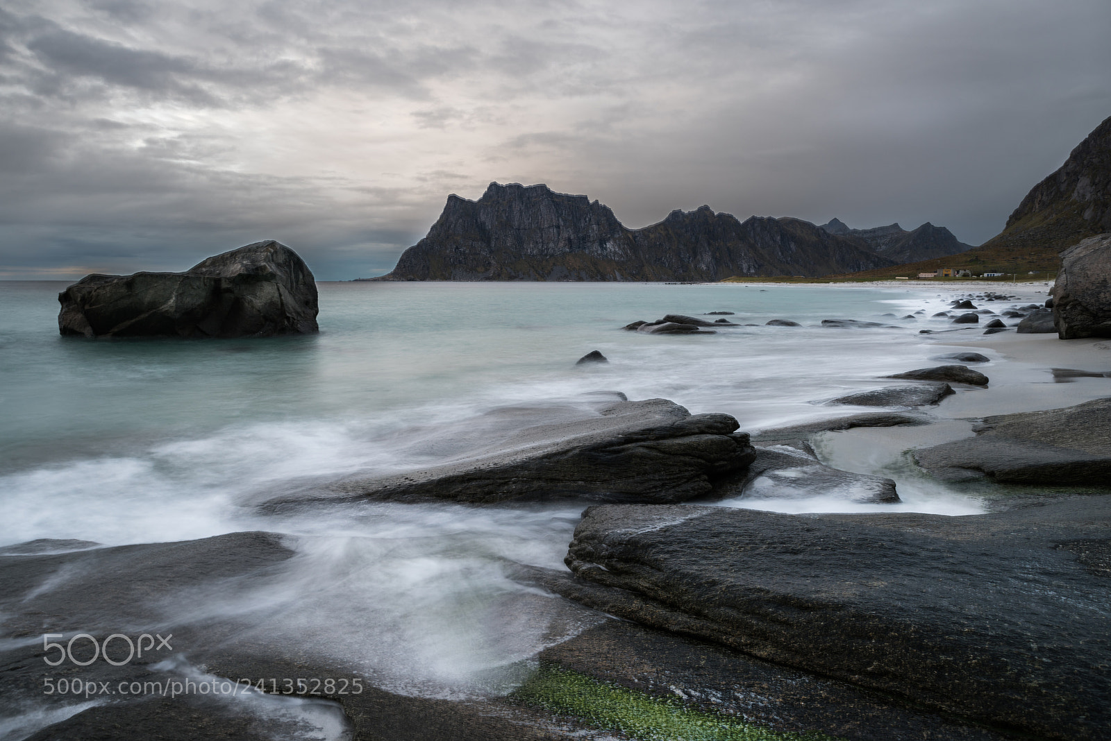 Nikon D810 sample photo. Uttakleiv beach ii photography