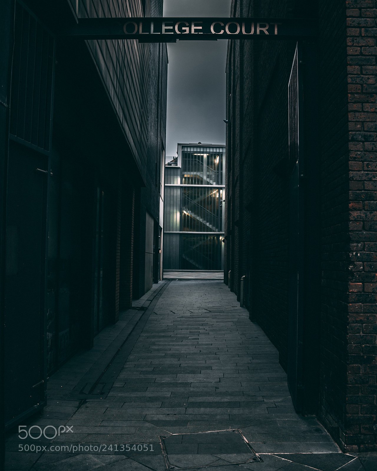 Canon EOS 750D (EOS Rebel T6i / EOS Kiss X8i) sample photo. Moody thursdays photography