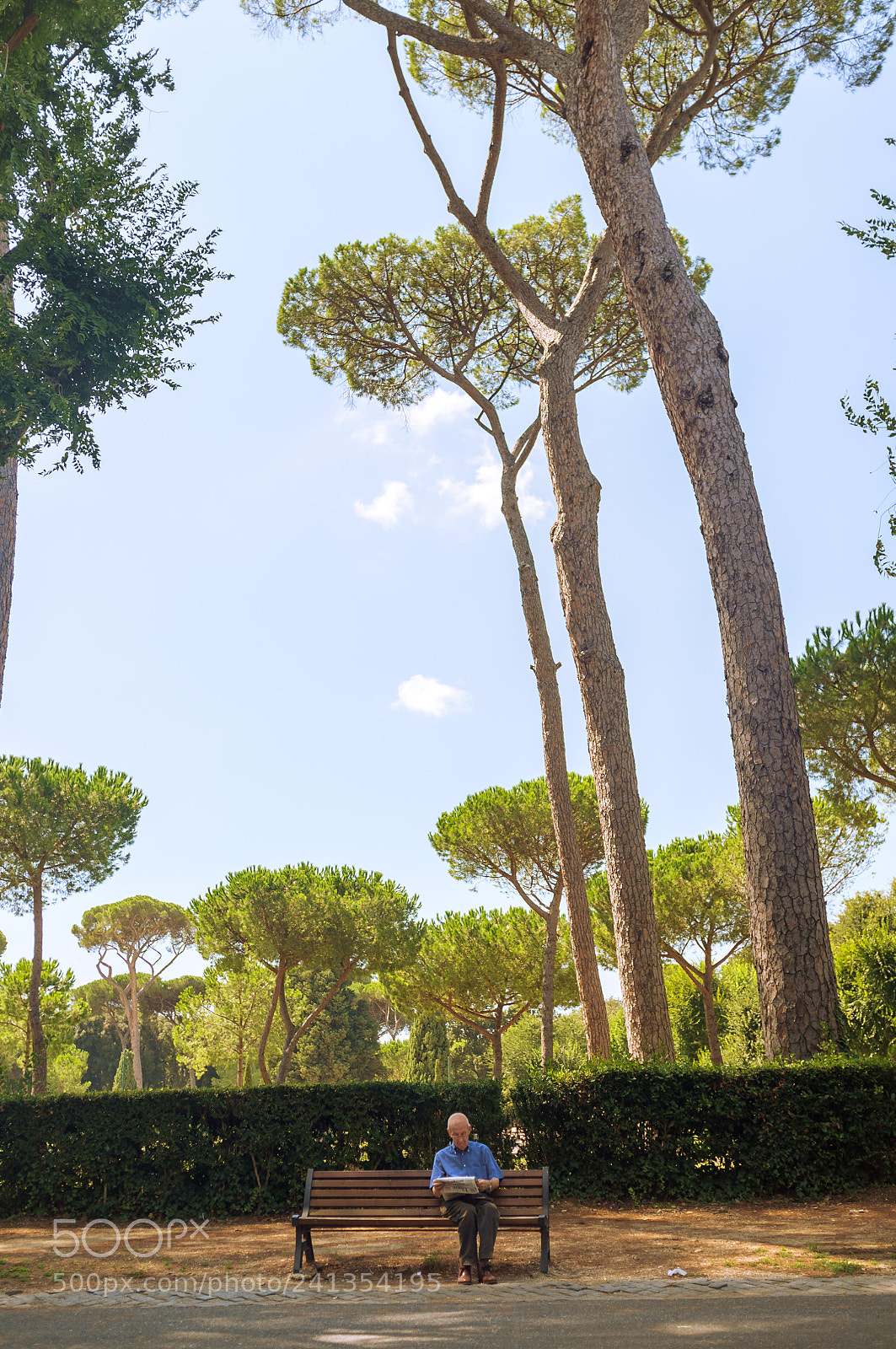 Fujifilm FinePix X100 sample photo. Il giornale photography